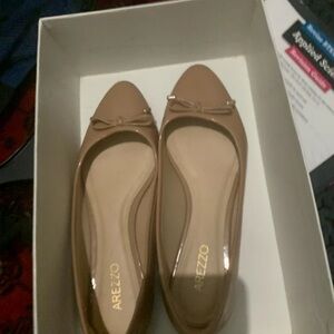 Arezzo Women's Tan Flats with Elegant Bow